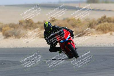 media/Mar-28-2022-Superbike Trackdays (Mon) [[b8603d0f67]]/Open Track Time/Turn 16/